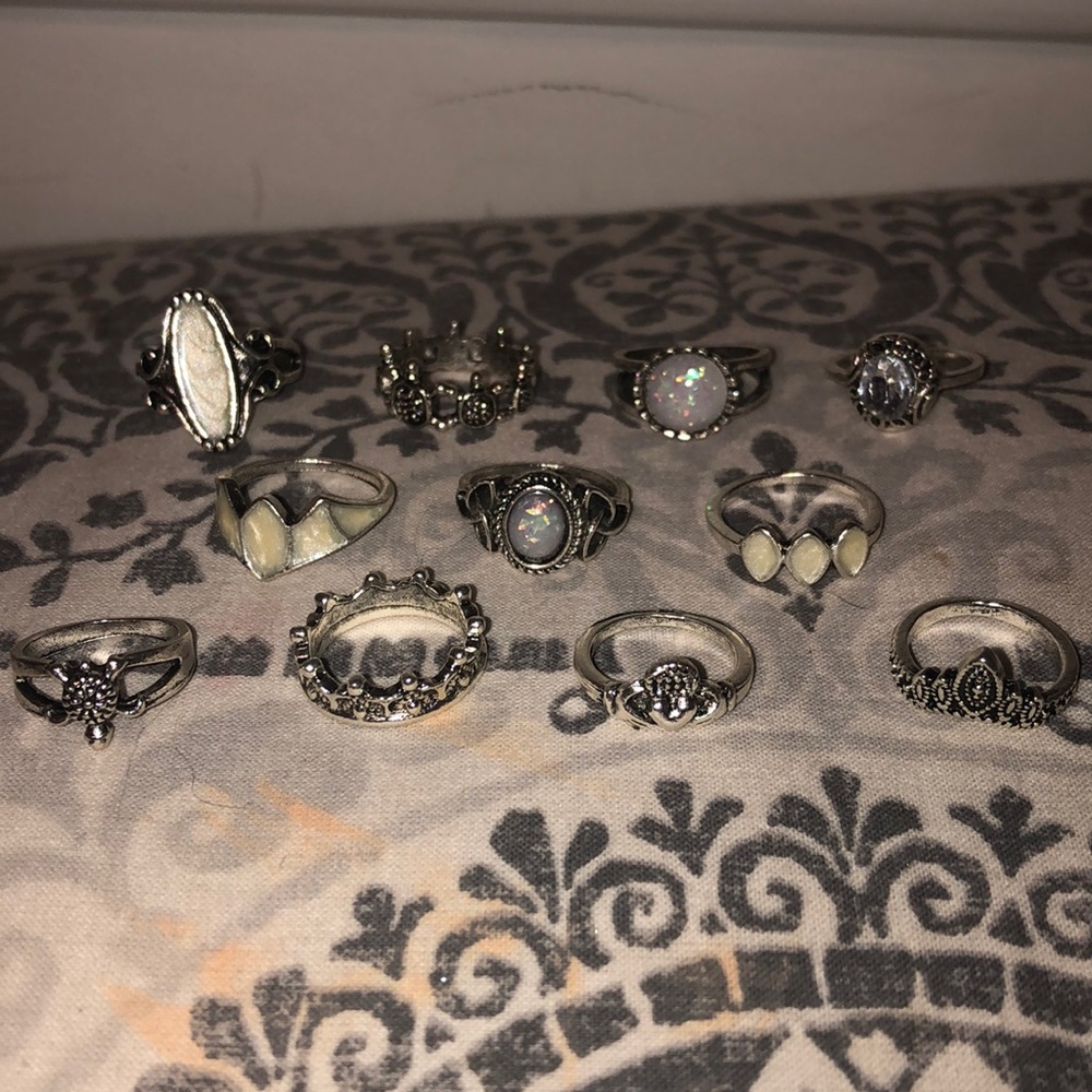 Assorted size ring set!! - Picture 3 of 3